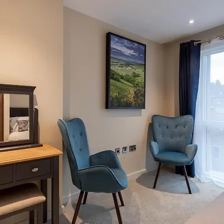 Luxury 2 Bedroom With Private Parking شقة يورك